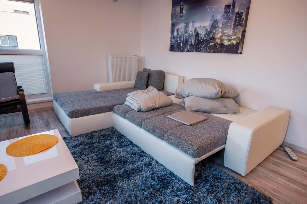 Luxury Westpark 2 Presidentialsuite With Lake View W4 บูคาเรสต์ ภายนอก รูปภาพ